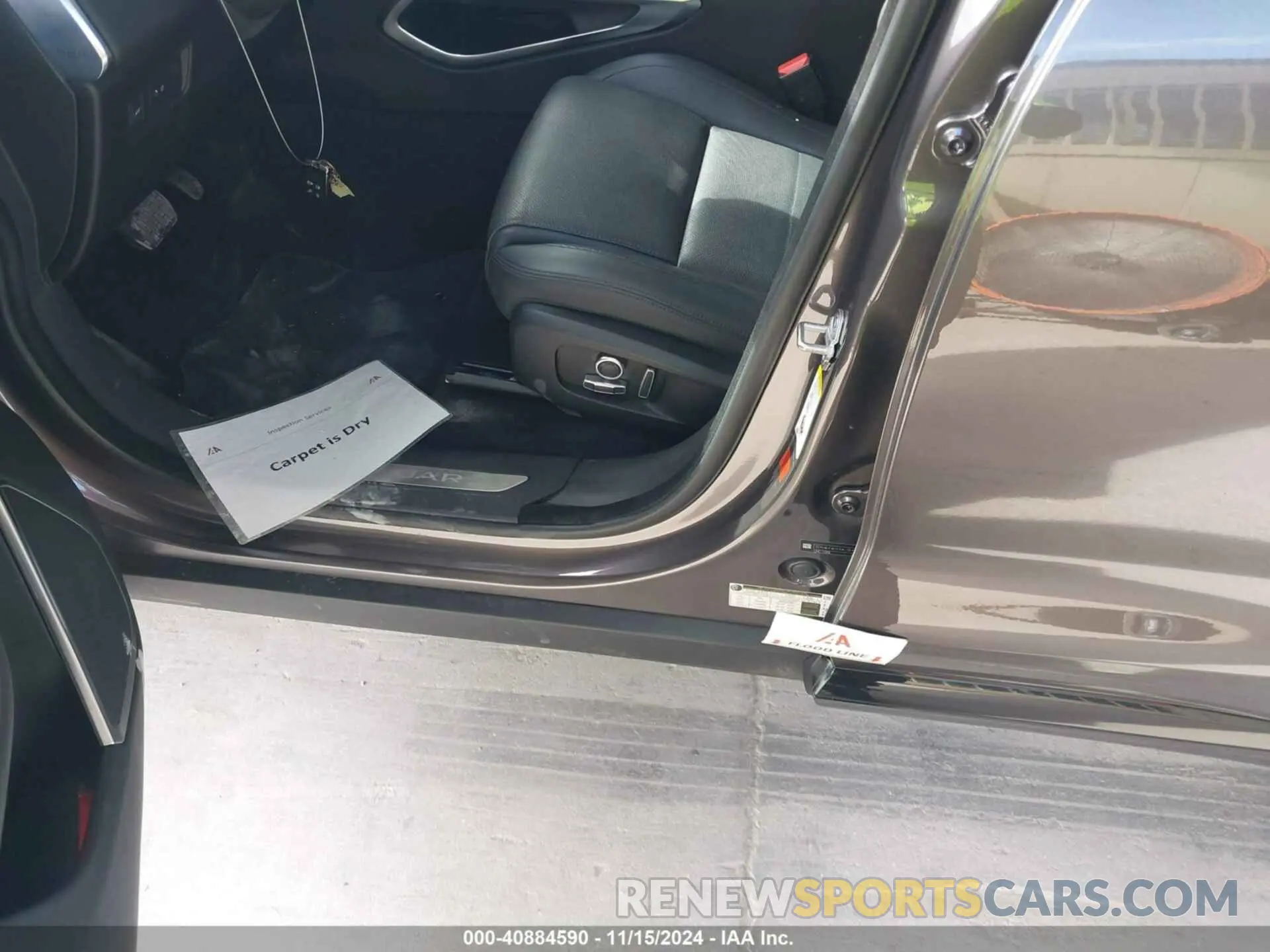 6 Photograph of a damaged car SADCJ2EX7NA697684 JAGUAR F-PACE 2022