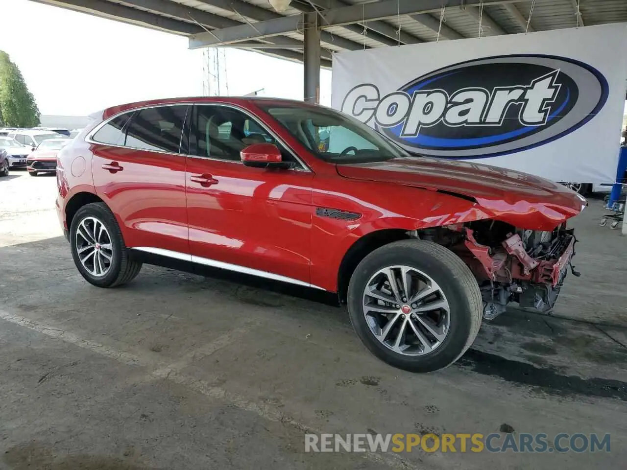 4 Photograph of a damaged car SADCJ2EXXNA689658 JAGUAR F-PACE 2022