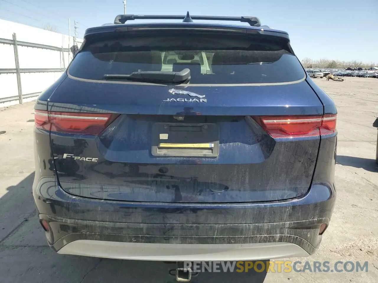 6 Photograph of a damaged car SADCJ2EXXNA701629 JAGUAR F-PACE 2022