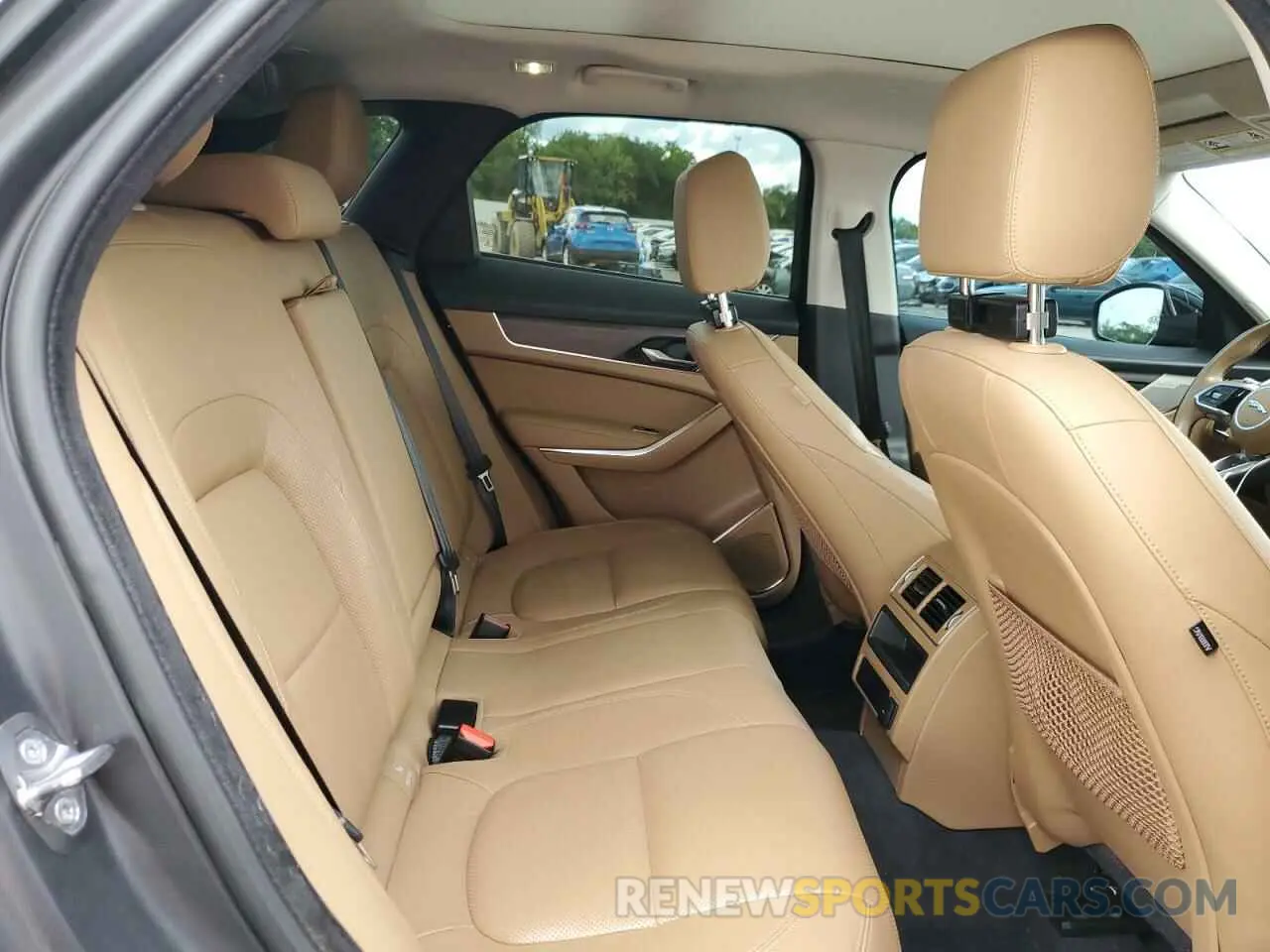 11 Photograph of a damaged car SADCJ2EX0PA718006 JAGUAR F-PACE 2023