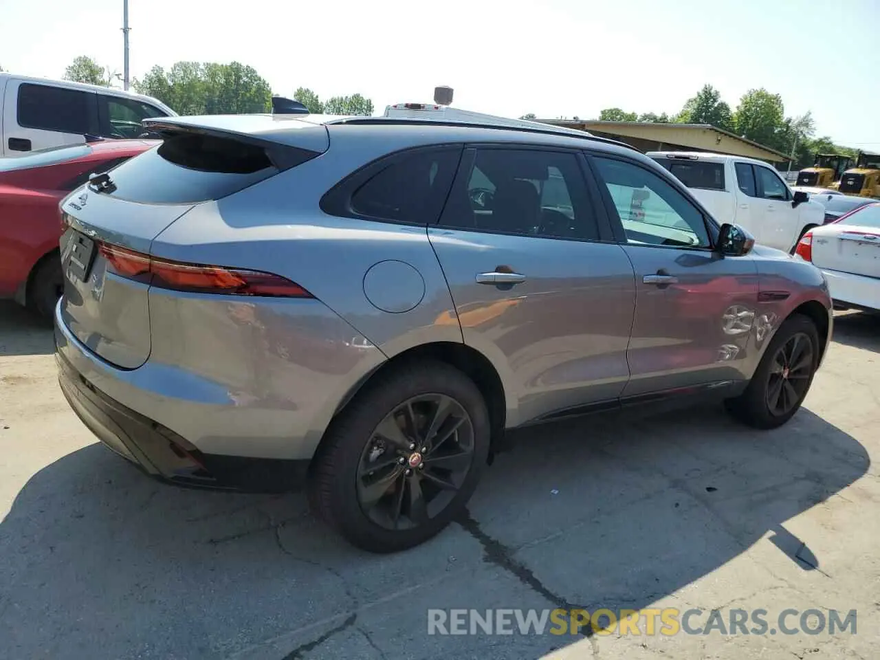 3 Photograph of a damaged car SADCJ2EX4PA708952 JAGUAR F-PACE 2023