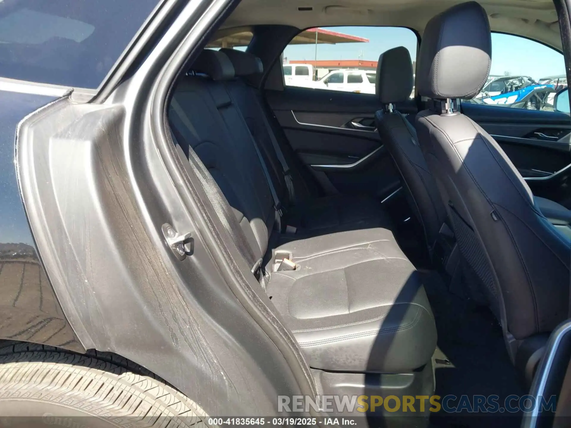 8 Photograph of a damaged car SADCJ2EX4PA713164 JAGUAR F-PACE 2023