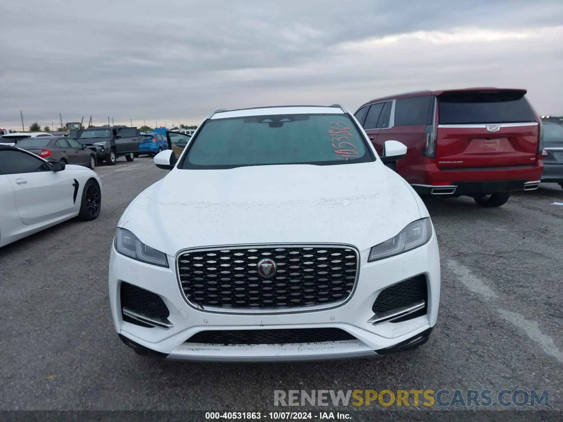 12 Photograph of a damaged car SADCJ2EX5PA714467 JAGUAR F-PACE 2023