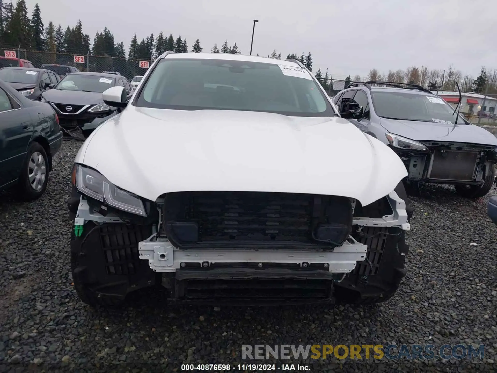 13 Photograph of a damaged car SADCJ2EX7PA705835 JAGUAR F-PACE 2023