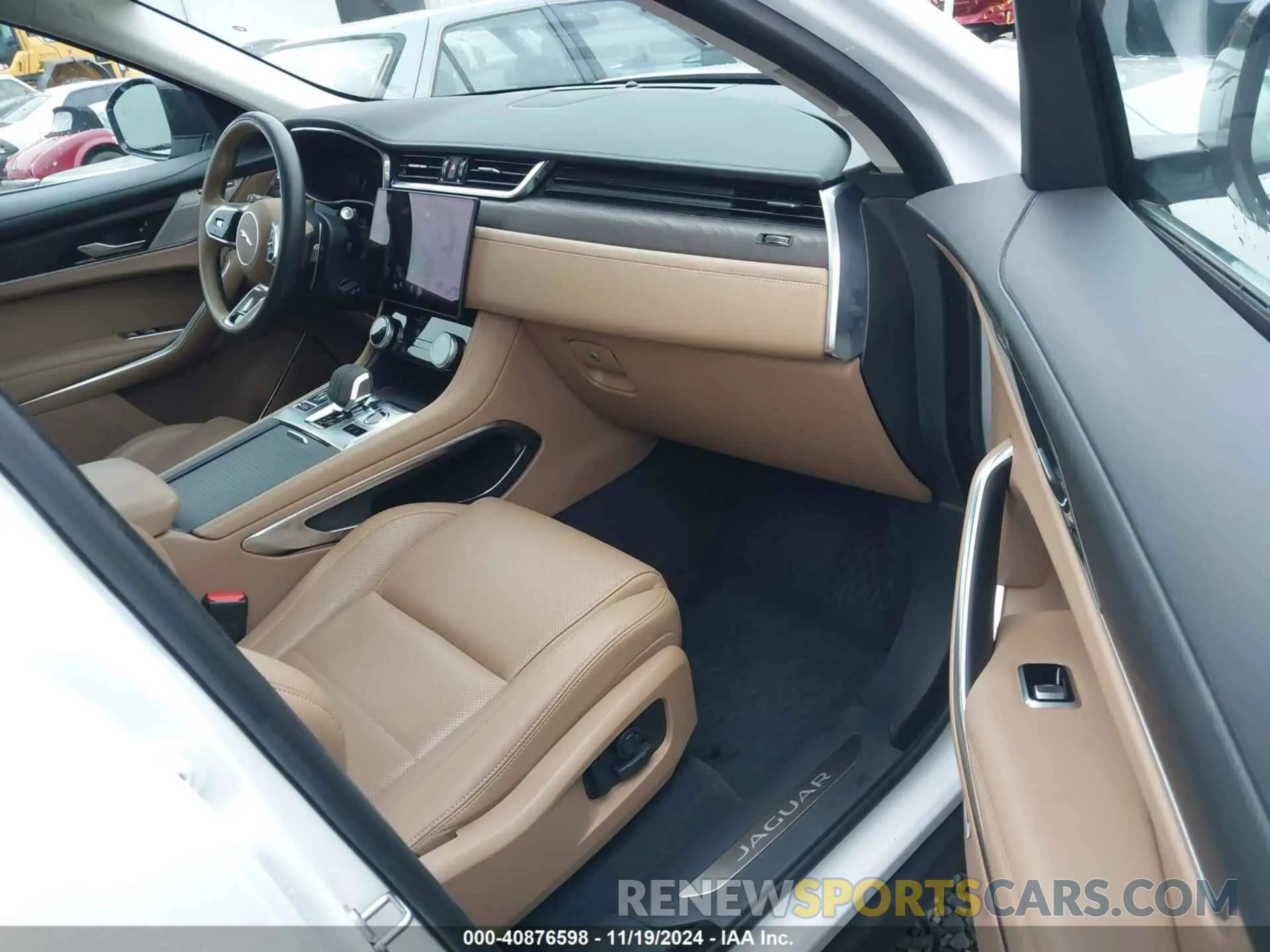 5 Photograph of a damaged car SADCJ2EX7PA705835 JAGUAR F-PACE 2023