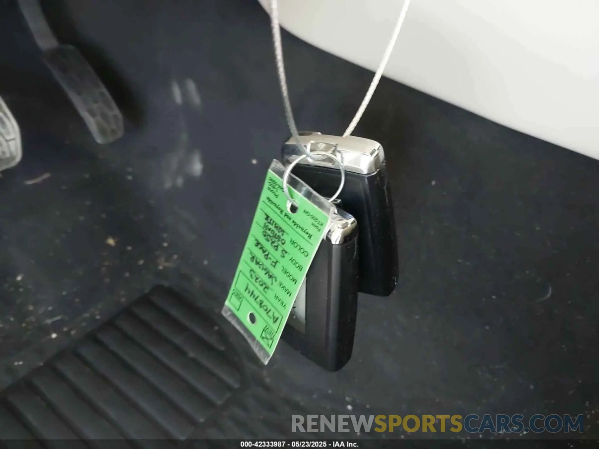 11 Photograph of a damaged car SADCJ2EX8PA708744 JAGUAR F-PACE 2023