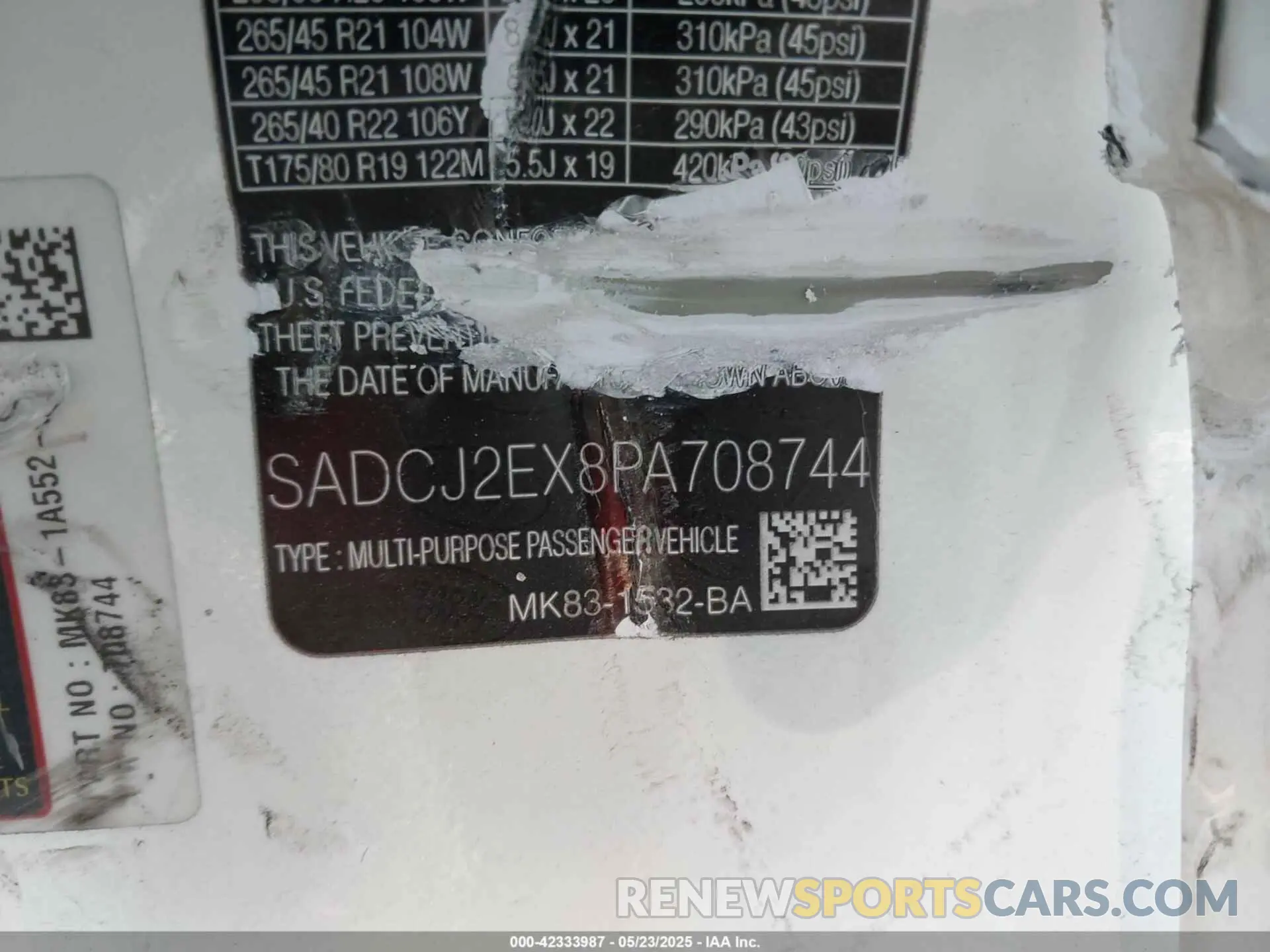 9 Photograph of a damaged car SADCJ2EX8PA708744 JAGUAR F-PACE 2023