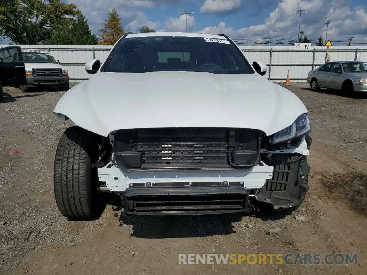 5 Photograph of a damaged car SADCJ2EXXPA709832 JAGUAR F-PACE 2023