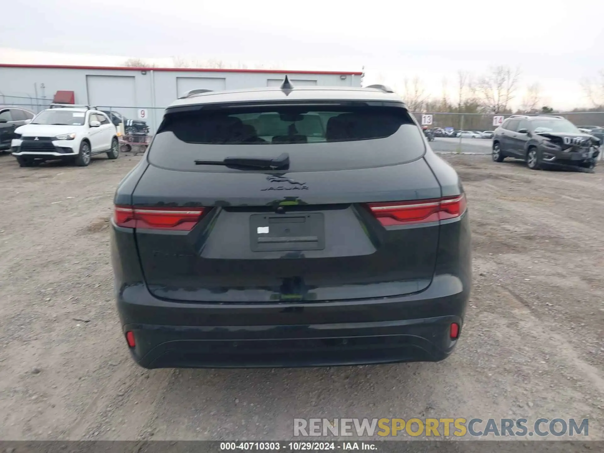 16 Photograph of a damaged car SADCJ2EXXPA711810 JAGUAR F-PACE 2023