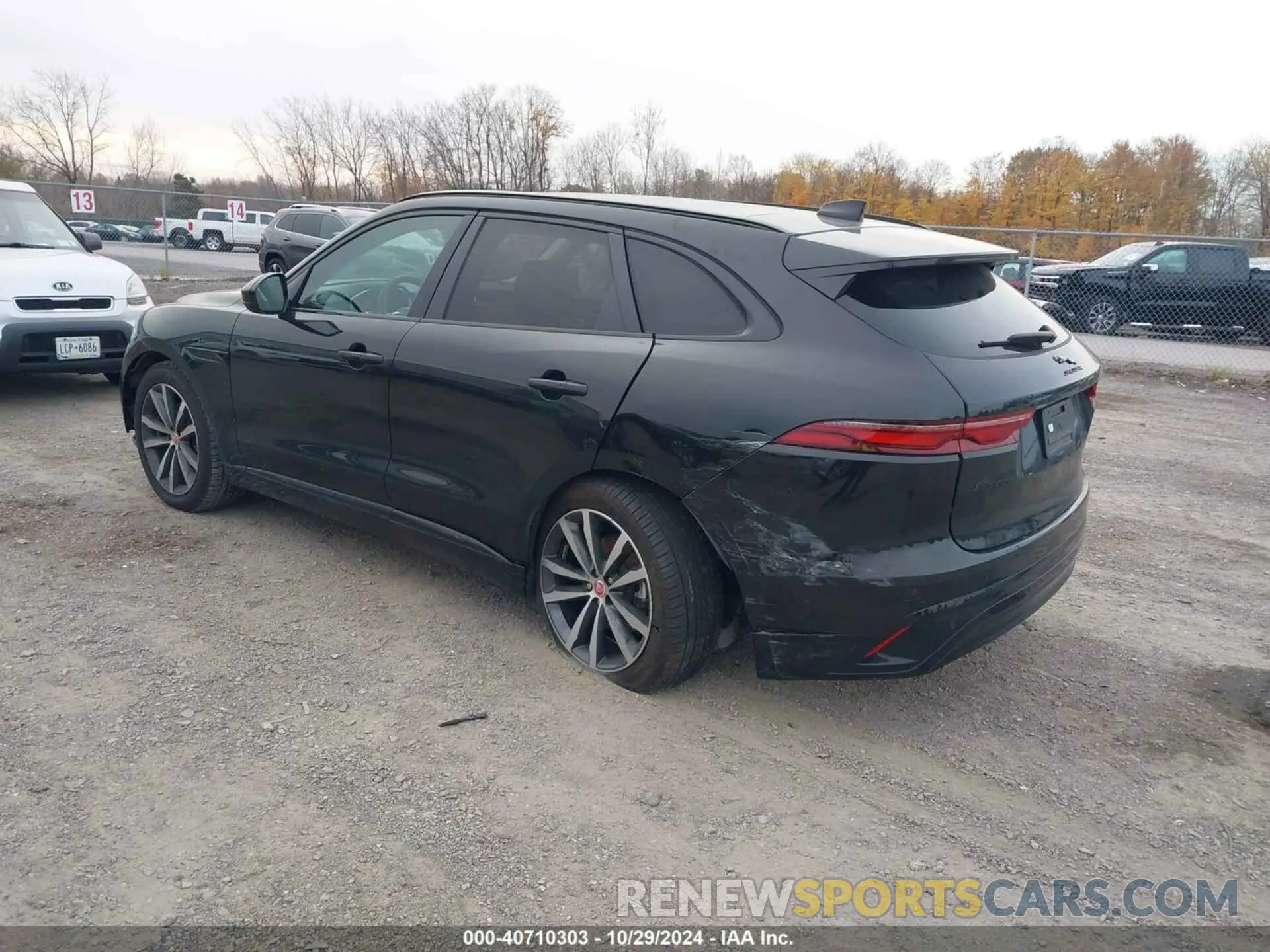 3 Photograph of a damaged car SADCJ2EXXPA711810 JAGUAR F-PACE 2023