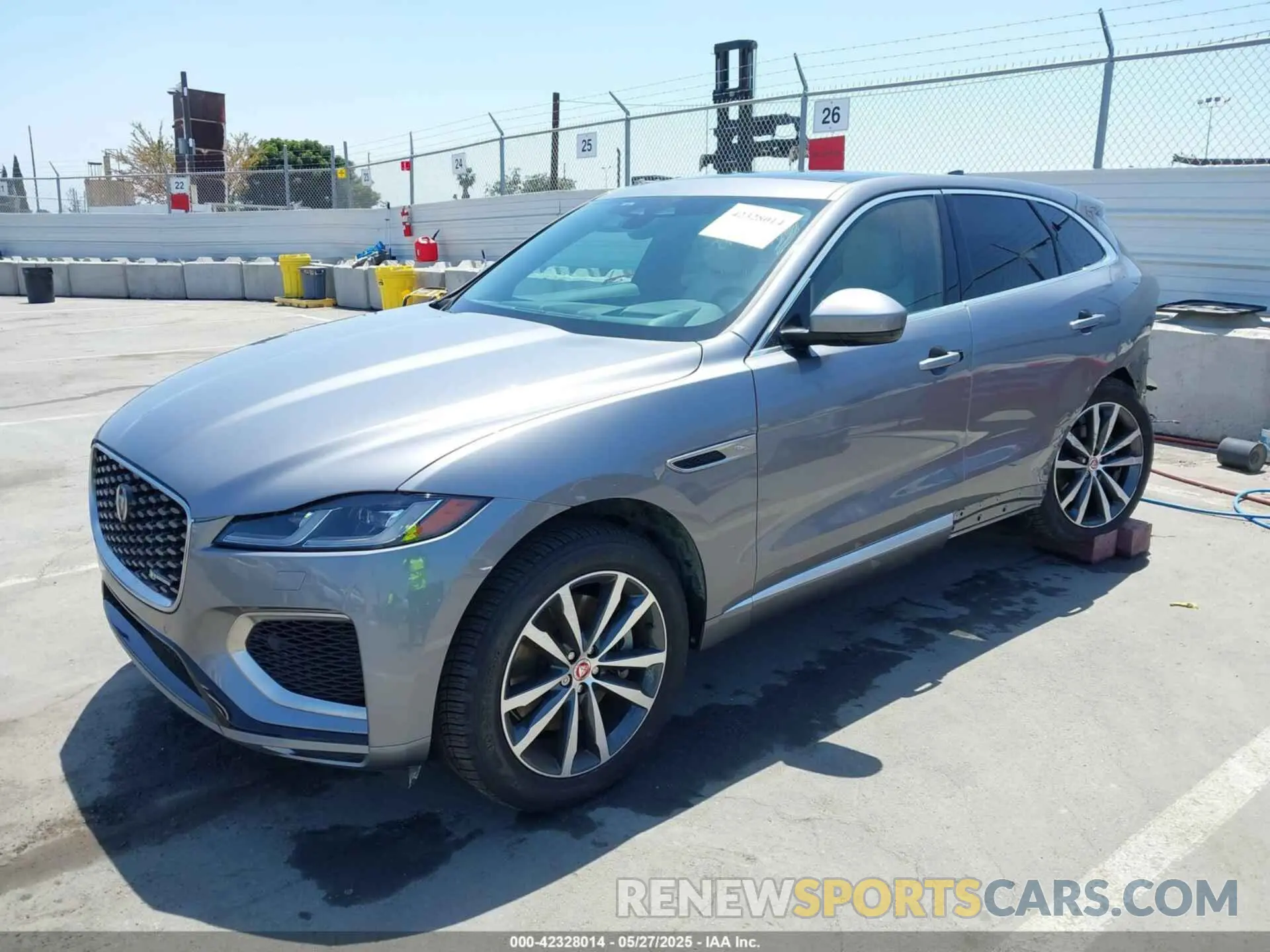 2 Photograph of a damaged car SADCT2FU0PA711507 JAGUAR F-PACE 2023