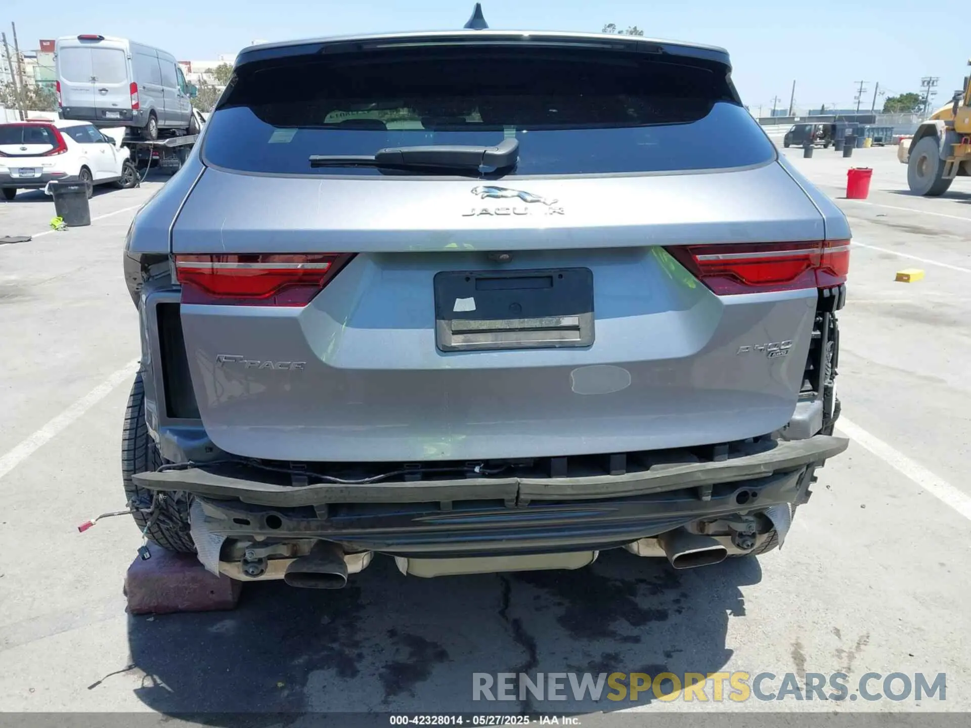 6 Photograph of a damaged car SADCT2FU0PA711507 JAGUAR F-PACE 2023