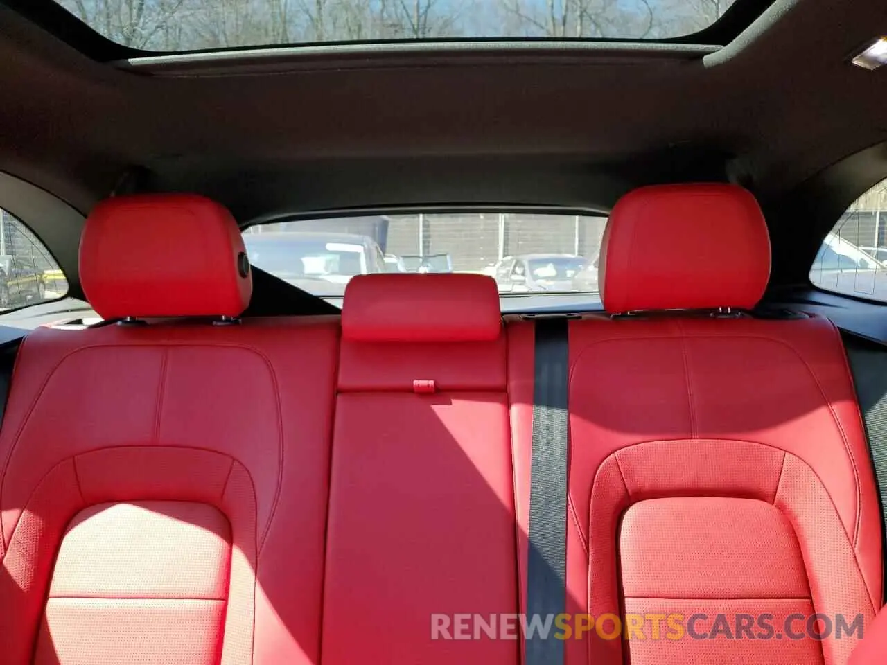 10 Photograph of a damaged car SADCT2FU0PA711975 JAGUAR F-PACE 2023