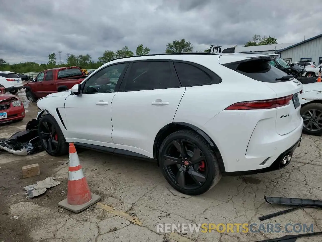 2 Photograph of a damaged car SADCZ2EE6PA712007 JAGUAR F-PACE 2023