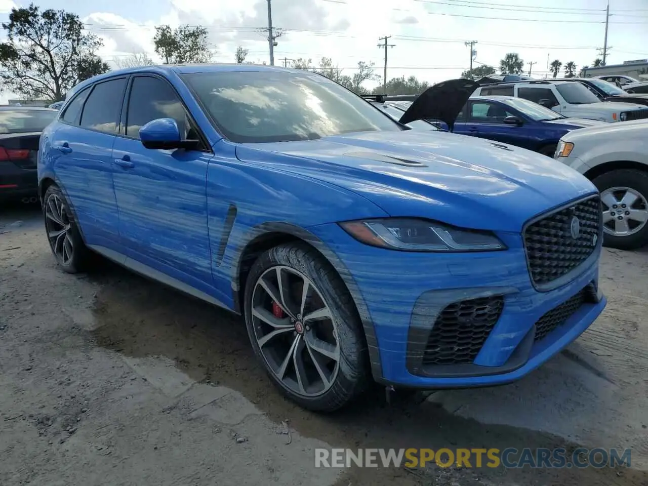 4 Photograph of a damaged car SADCZ2EE7PA704045 JAGUAR F-PACE 2023
