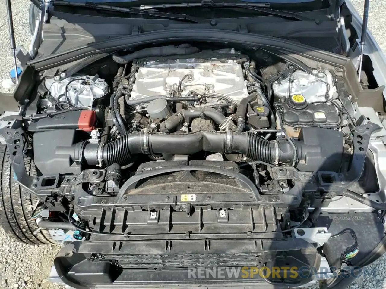 12 Photograph of a damaged car SADCZ2EE9PA708761 JAGUAR F-PACE 2023