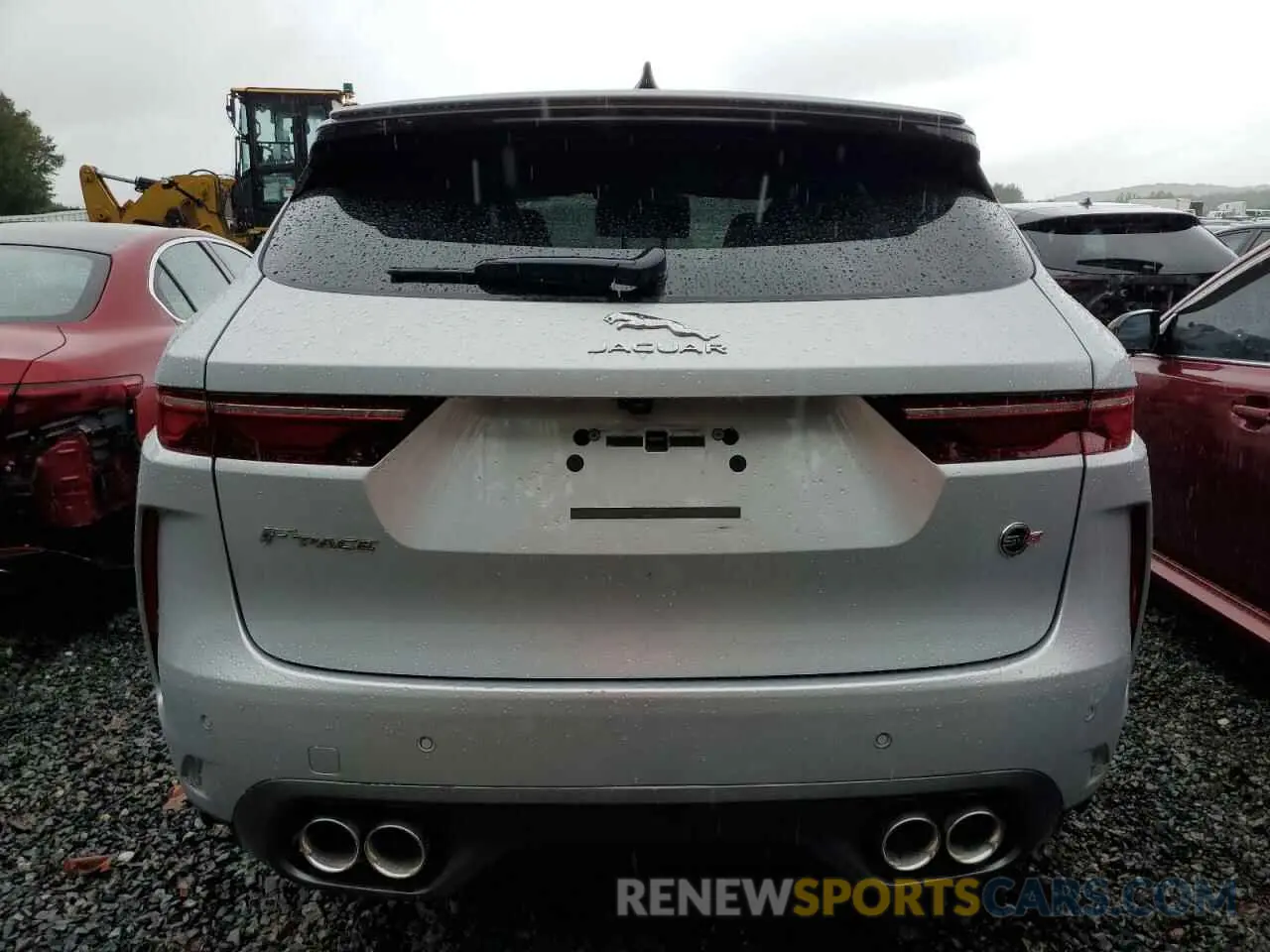 6 Photograph of a damaged car SADCZ2EE9PA708761 JAGUAR F-PACE 2023