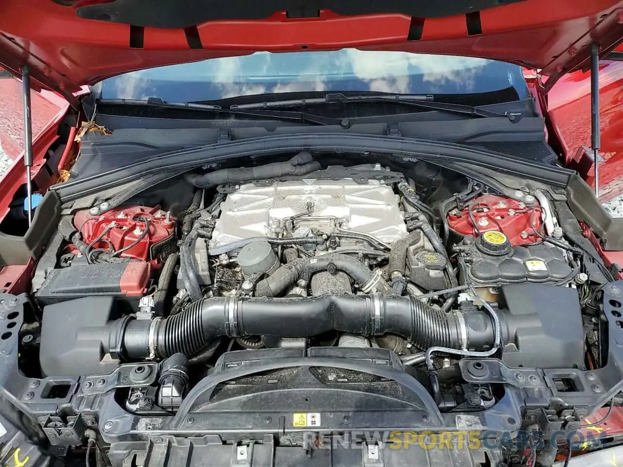 13 Photograph of a damaged car SADCZ2EEXPA708753 JAGUAR F-PACE 2023