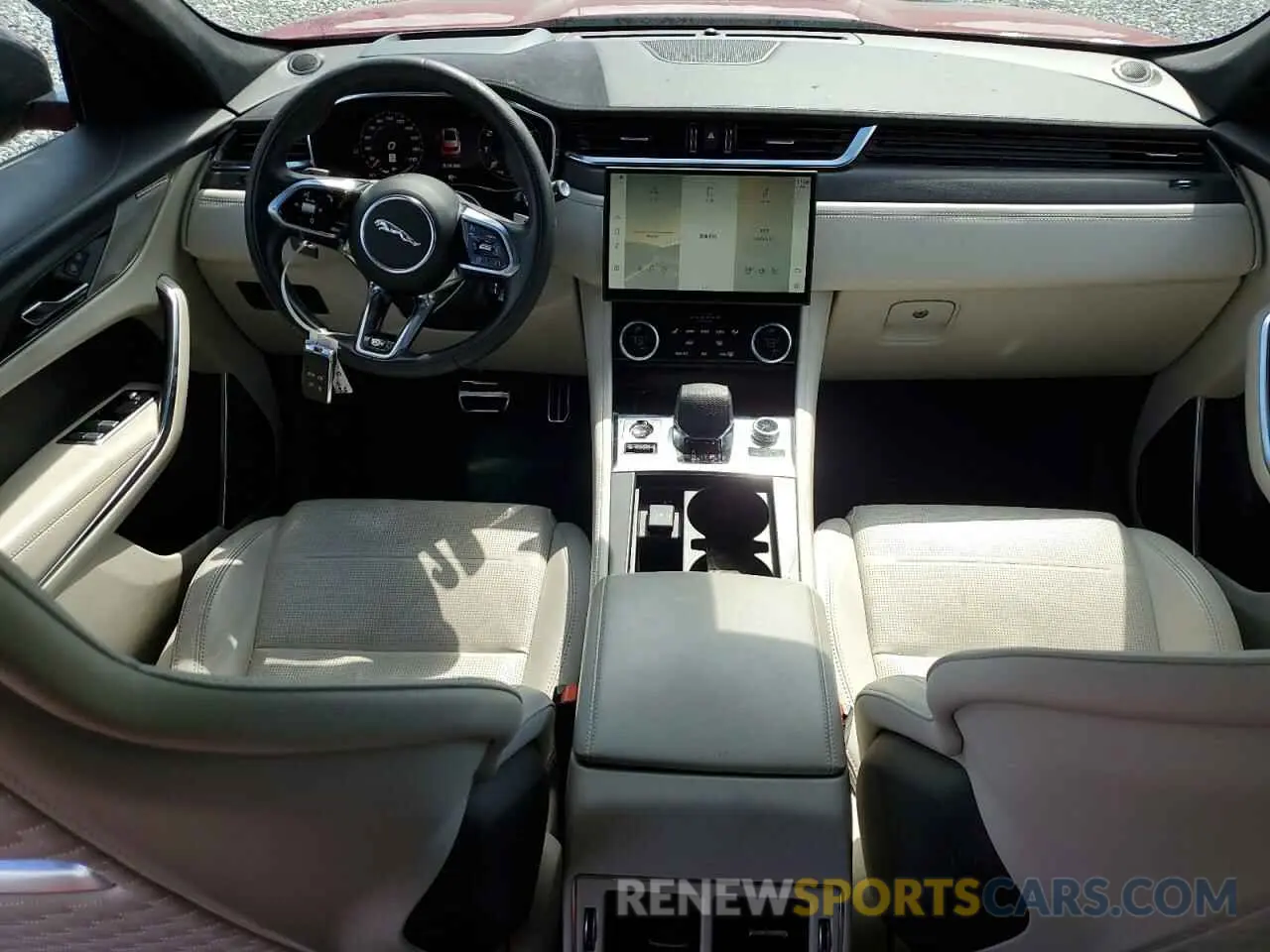 8 Photograph of a damaged car SADCZ2EEXPA708753 JAGUAR F-PACE 2023