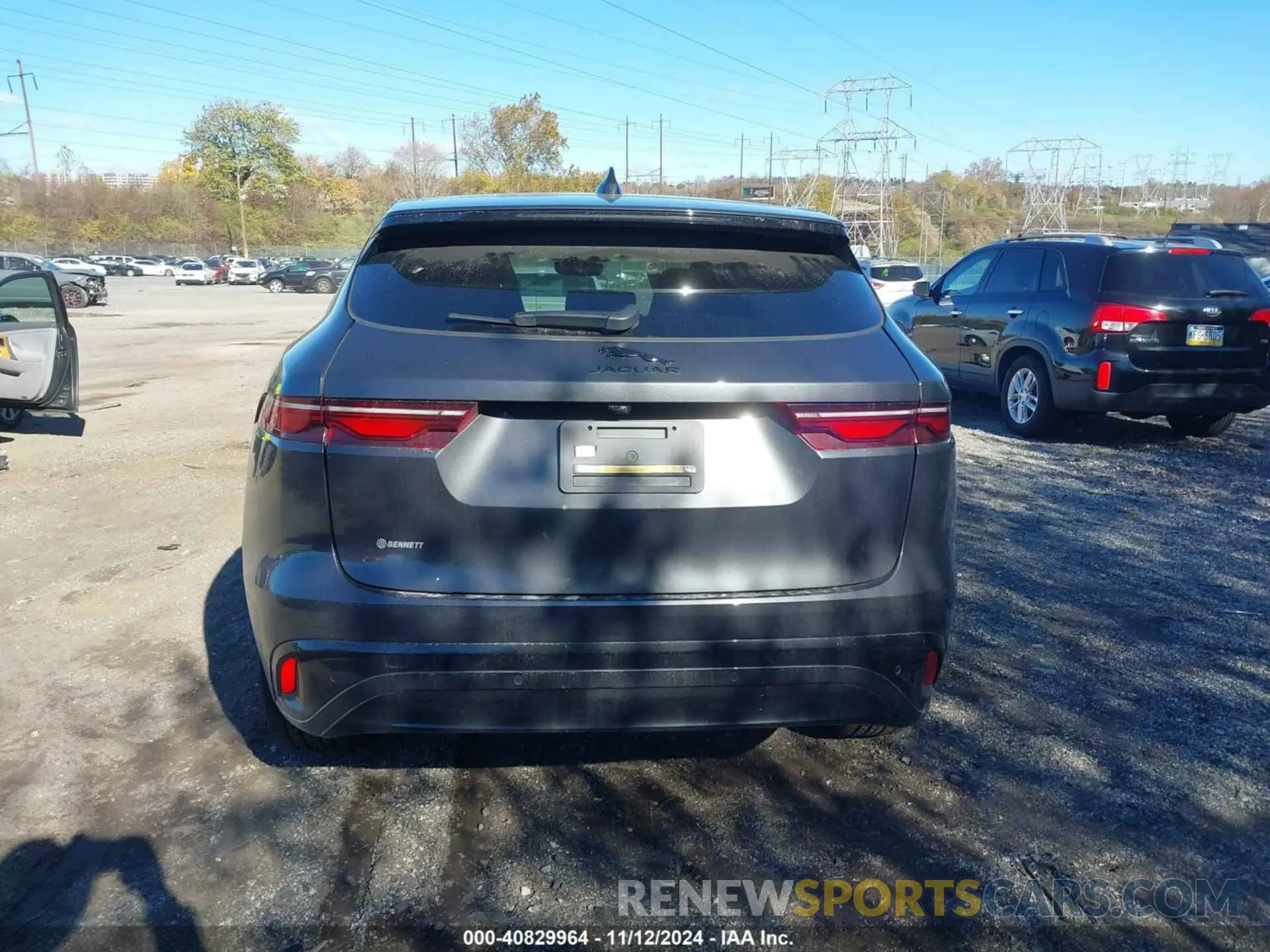 16 Photograph of a damaged car SADCT2EX0RA729326 JAGUAR F-PACE 2024