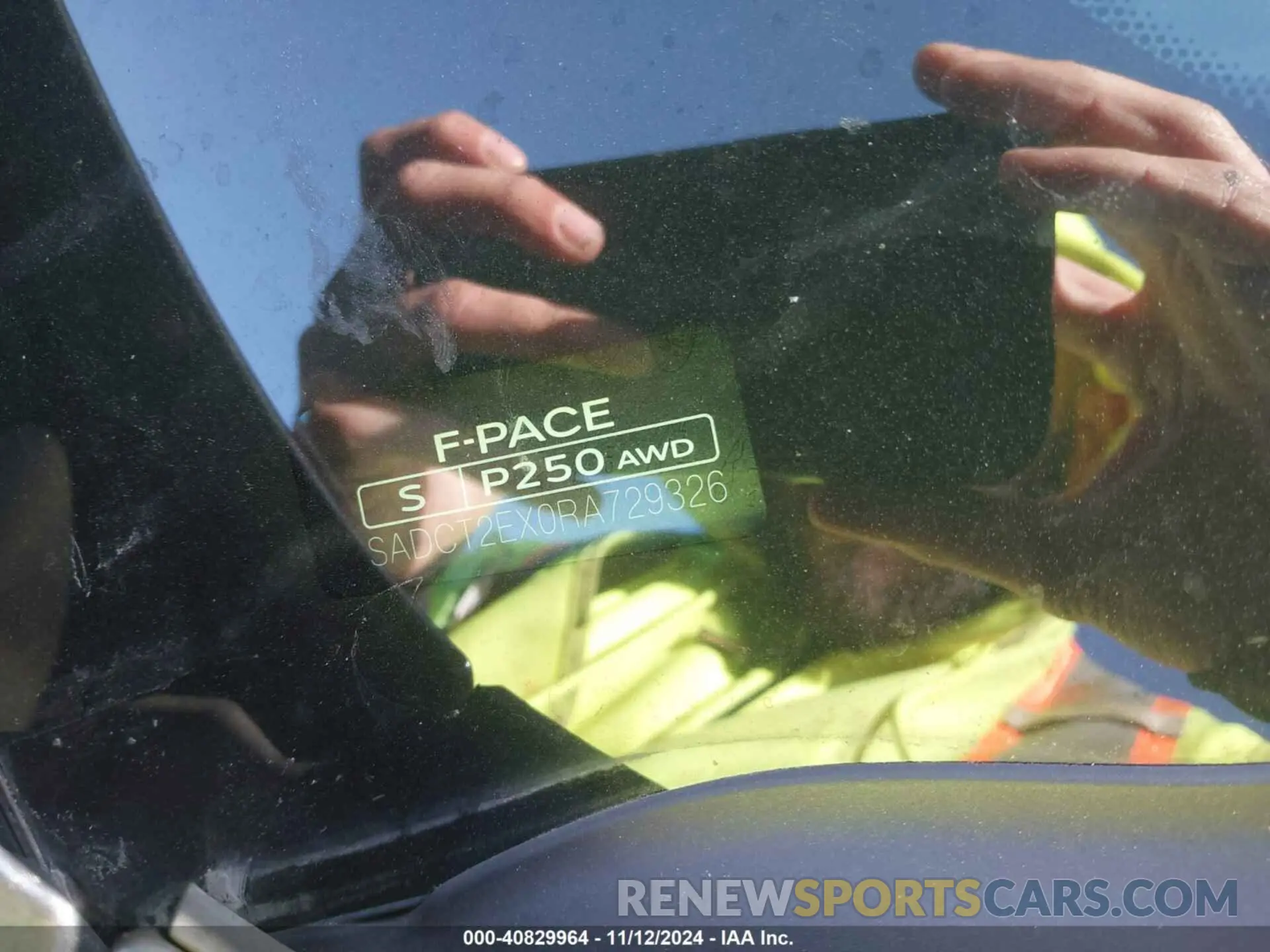 9 Photograph of a damaged car SADCT2EX0RA729326 JAGUAR F-PACE 2024