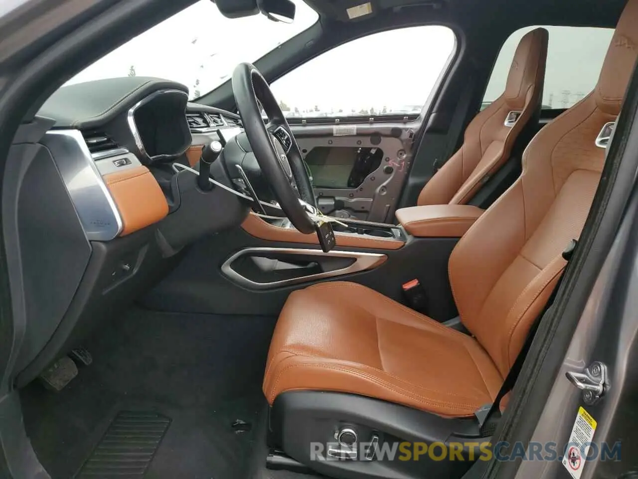 7 Photograph of a damaged car SADCT2EX8RA732328 JAGUAR F-PACE 2024