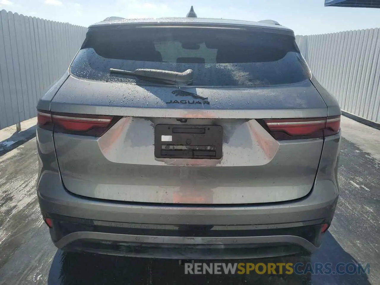 6 Photograph of a damaged car SADCT2EX8RA739764 JAGUAR F-PACE 2024