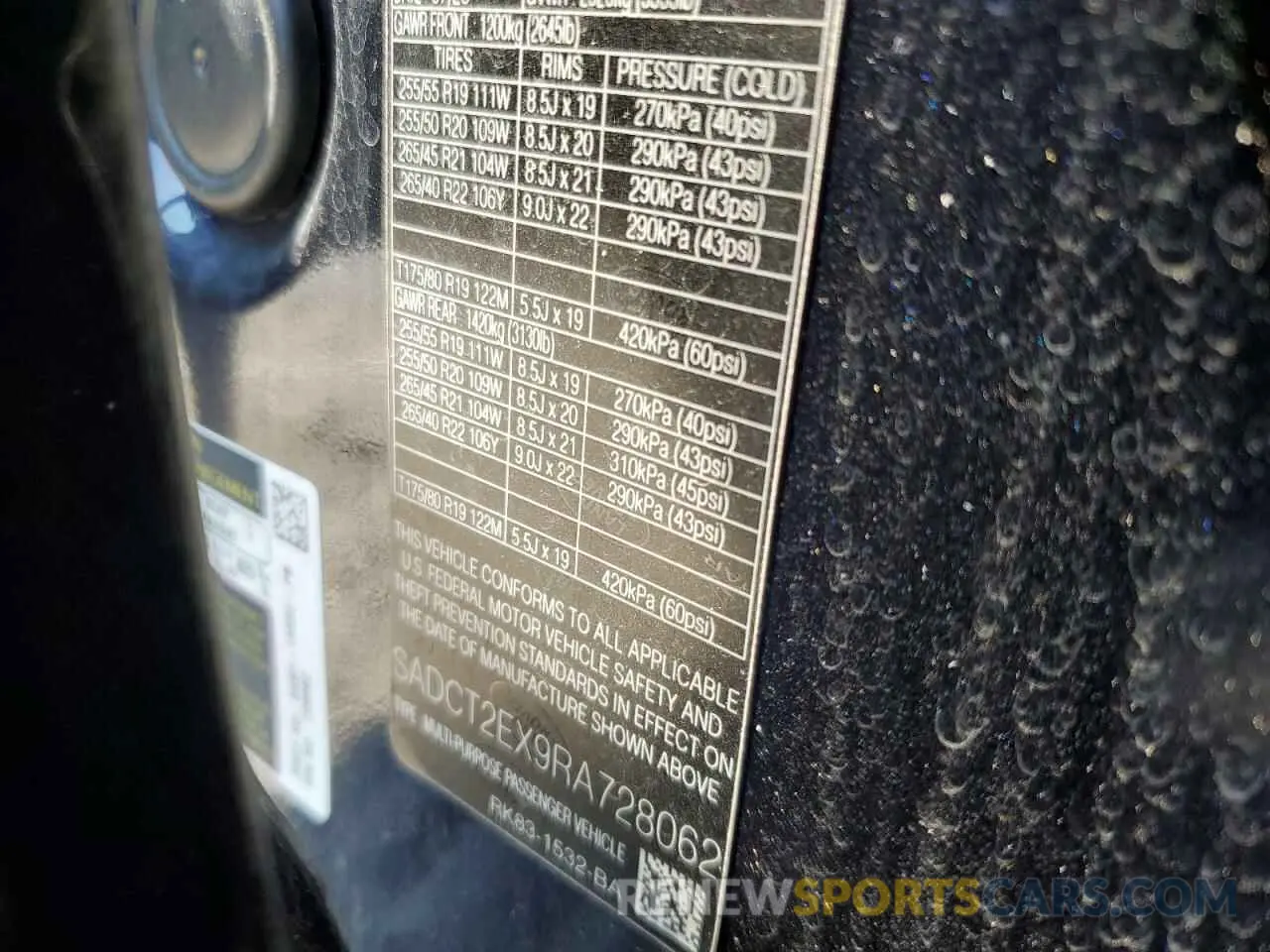 13 Photograph of a damaged car SADCT2EX9RA728062 JAGUAR F-PACE 2024