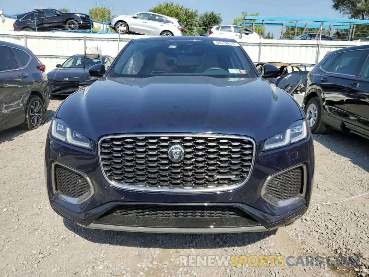 5 Photograph of a damaged car SADCT2EX9RA728062 JAGUAR F-PACE 2024