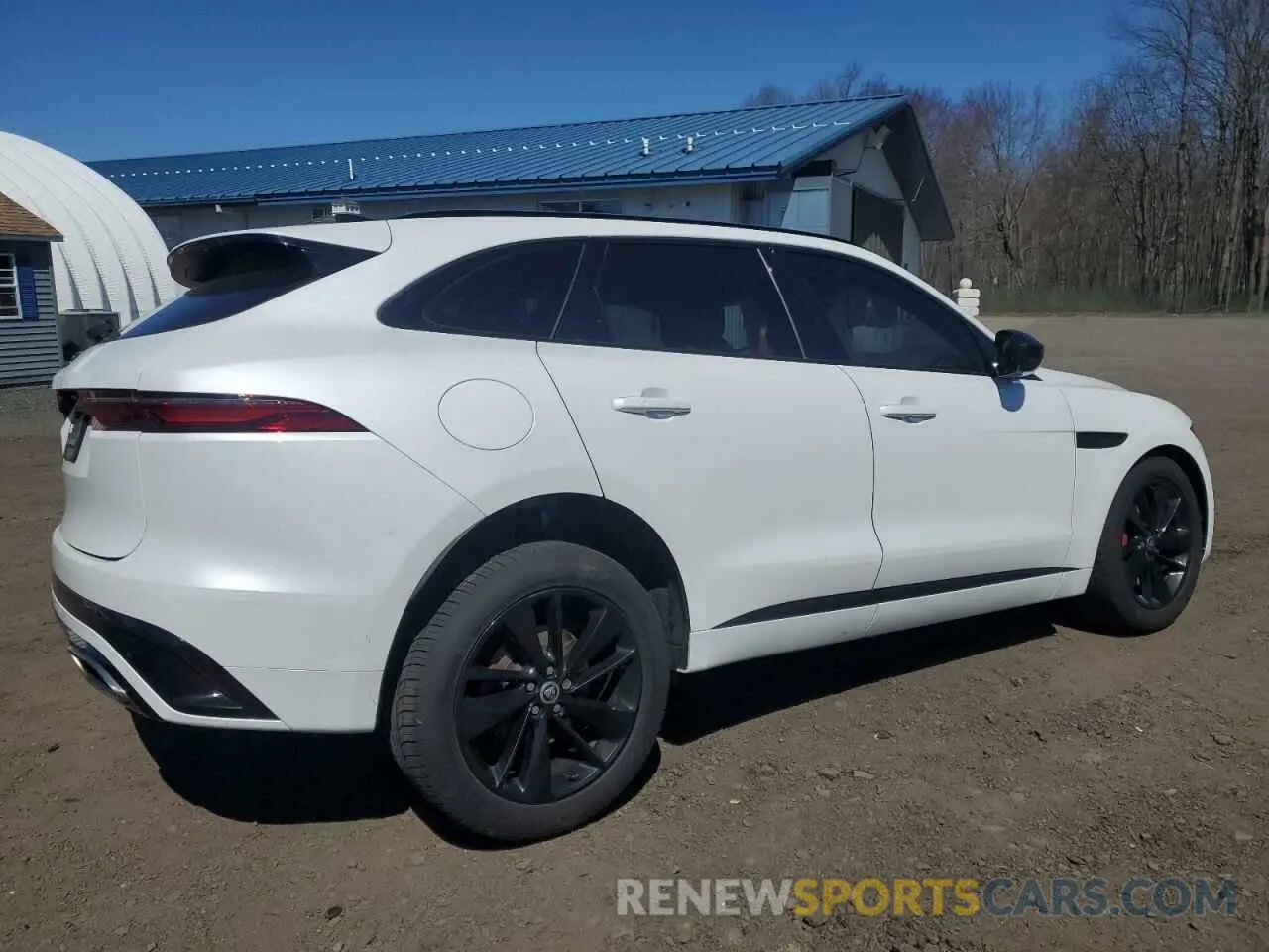 3 Photograph of a damaged car SADCT2FU0RA726107 JAGUAR F-PACE 2024