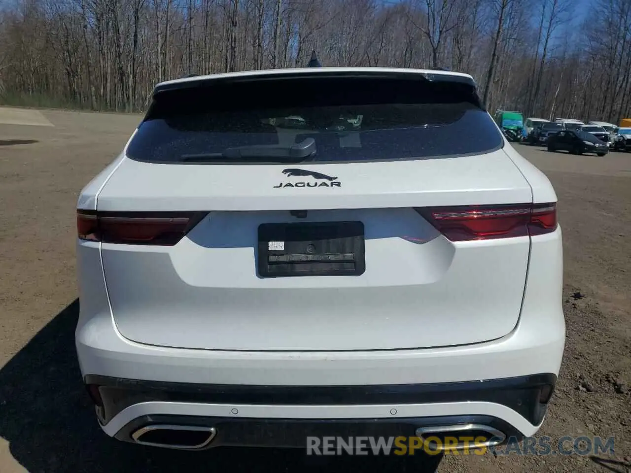 6 Photograph of a damaged car SADCT2FU0RA726107 JAGUAR F-PACE 2024