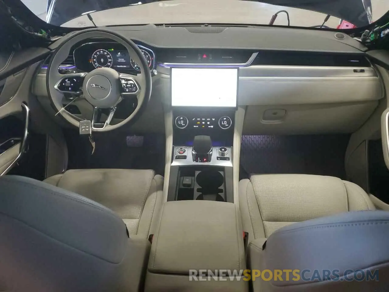 8 Photograph of a damaged car SADCT2FU1RA739013 JAGUAR F-PACE 2024