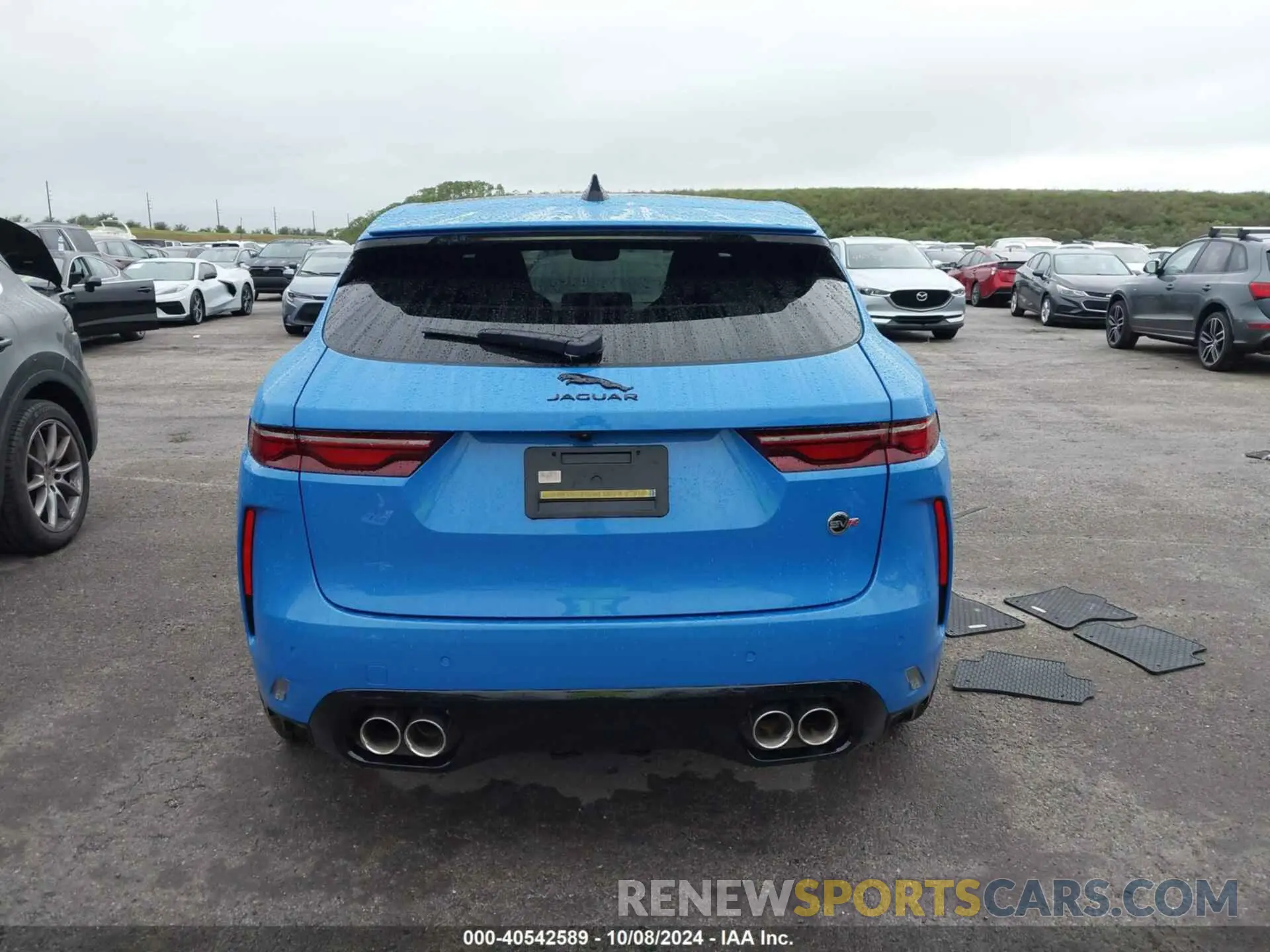 15 Photograph of a damaged car SADCZ2EE1RA725959 JAGUAR F-PACE 2024