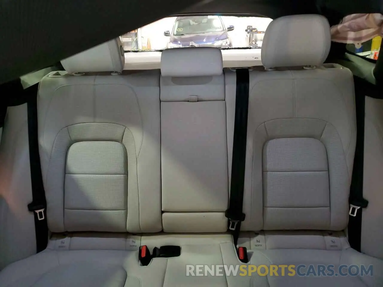 10 Photograph of a damaged car SADCT2EX4SA743526 JAGUAR F-PACE 2025