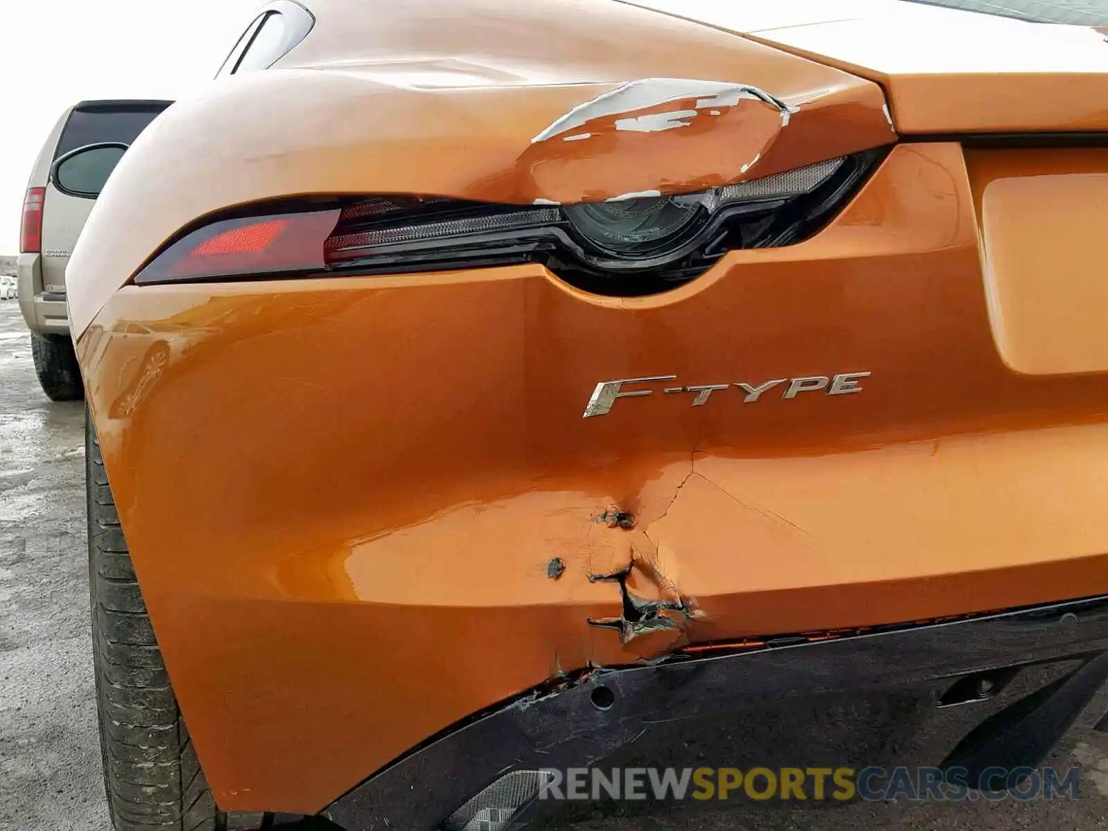 9 Photograph of a damaged car SAJDD1EV1KCK60149 JAGUAR F-TYPE 2019