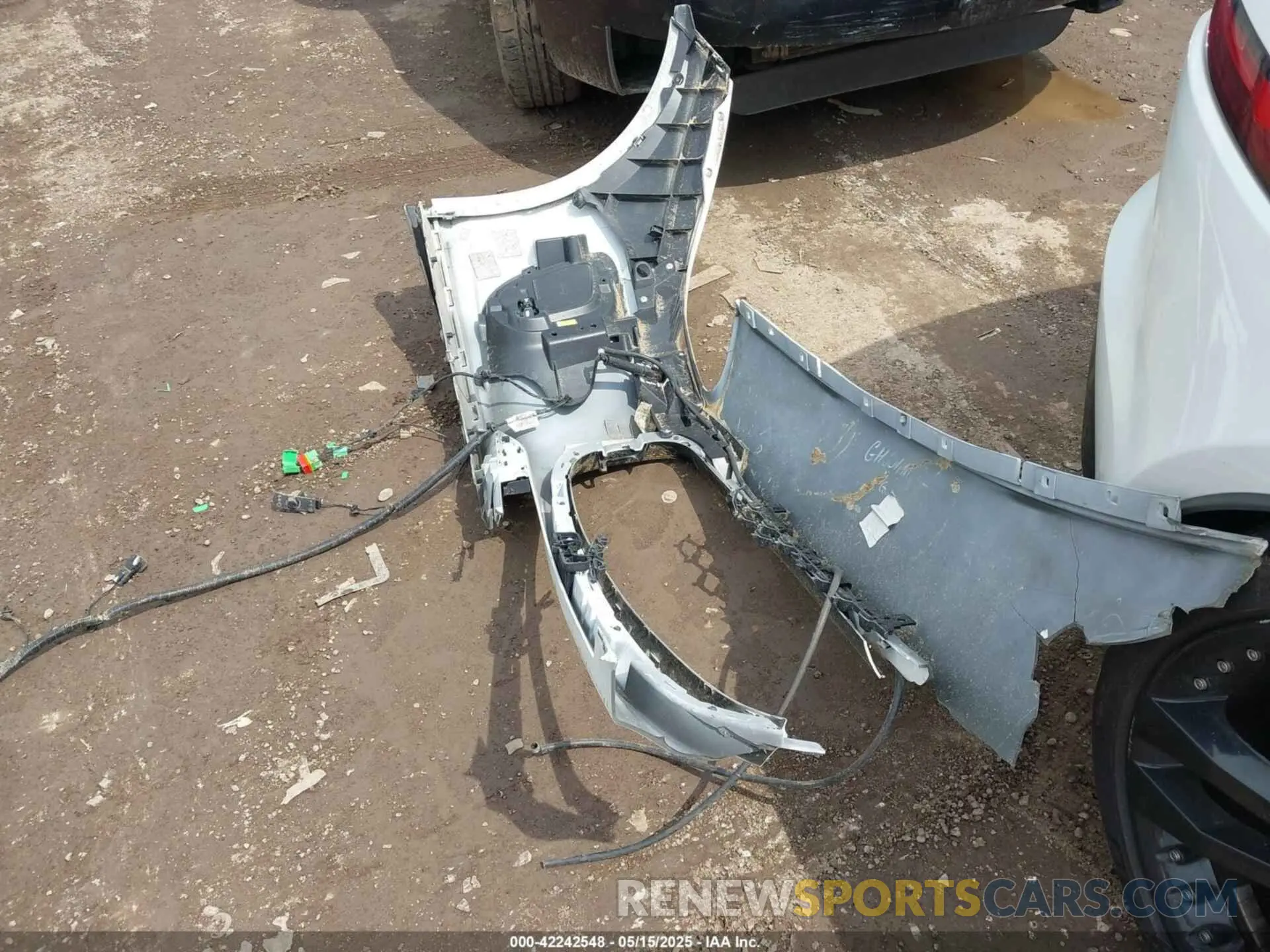 12 Photograph of a damaged car SAJDD1EV4KCK61053 JAGUAR F-TYPE 2019