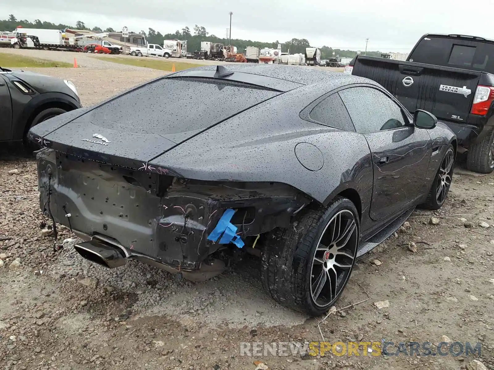 4 Photograph of a damaged car SAJDD1GX1LCK63603 JAGUAR F-TYPE 2020