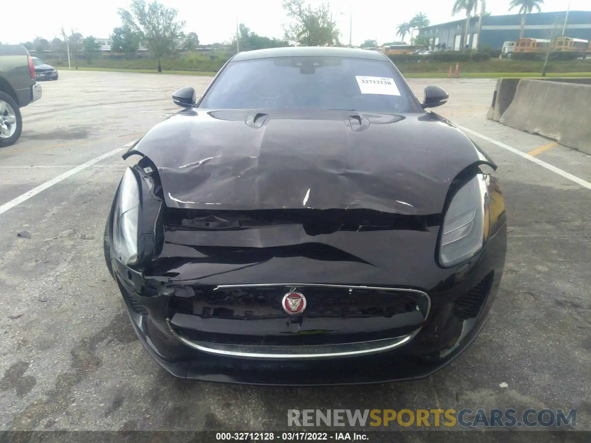 6 Photograph of a damaged car SAJDD1GX6LCK67985 JAGUAR F-TYPE 2020