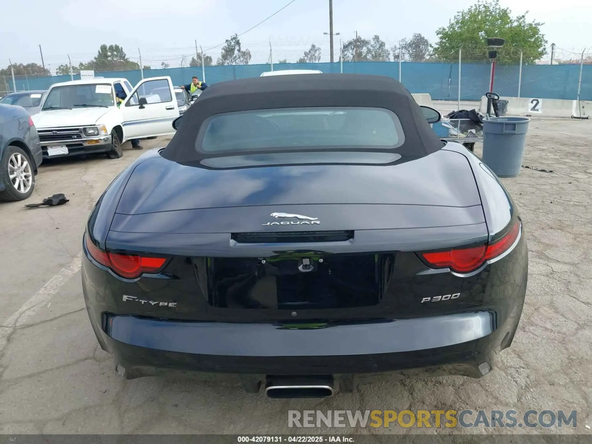 16 Photograph of a damaged car SAJDD5GX0LCK64894 JAGUAR F-TYPE 2020
