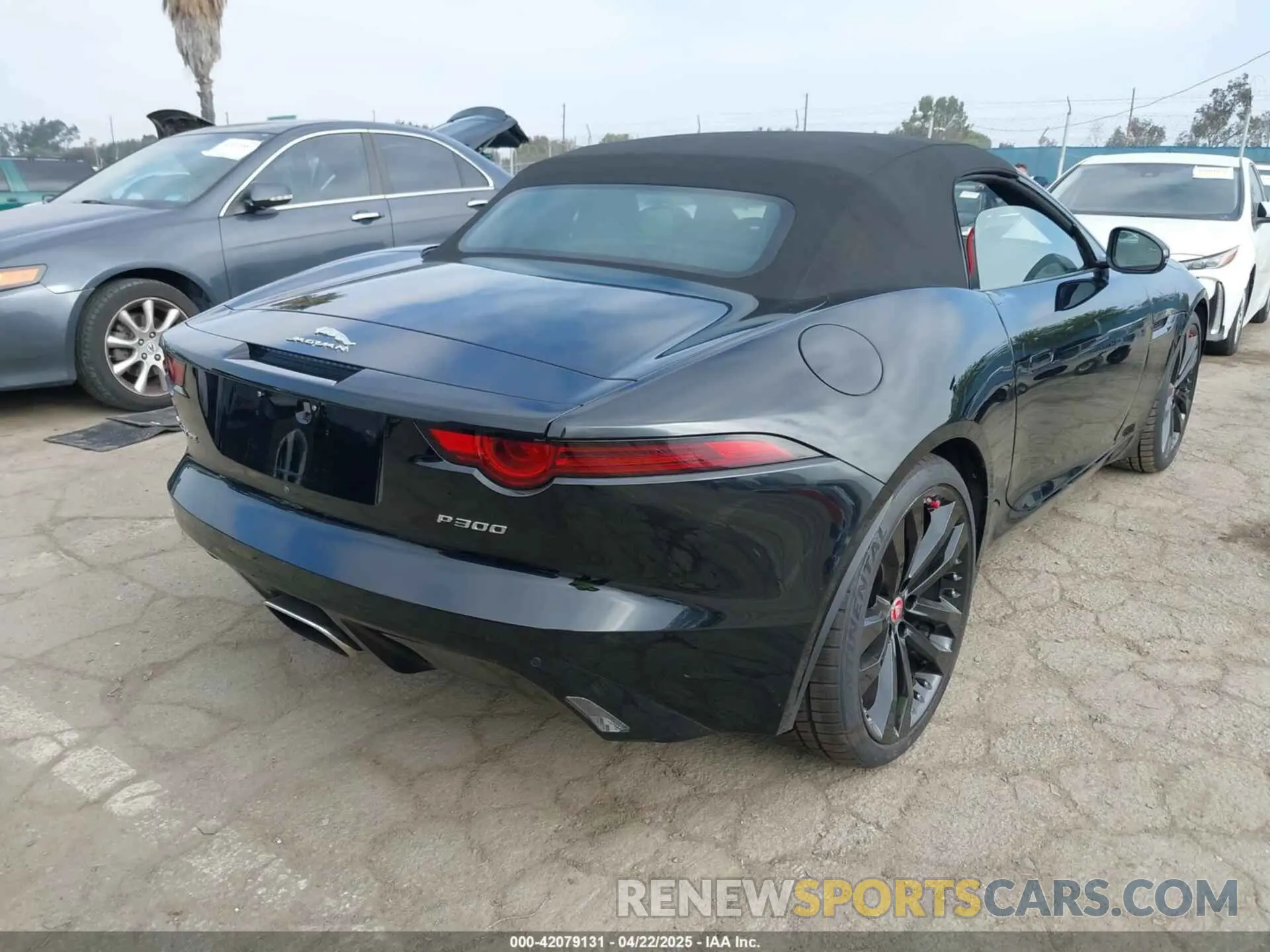 4 Photograph of a damaged car SAJDD5GX0LCK64894 JAGUAR F-TYPE 2020