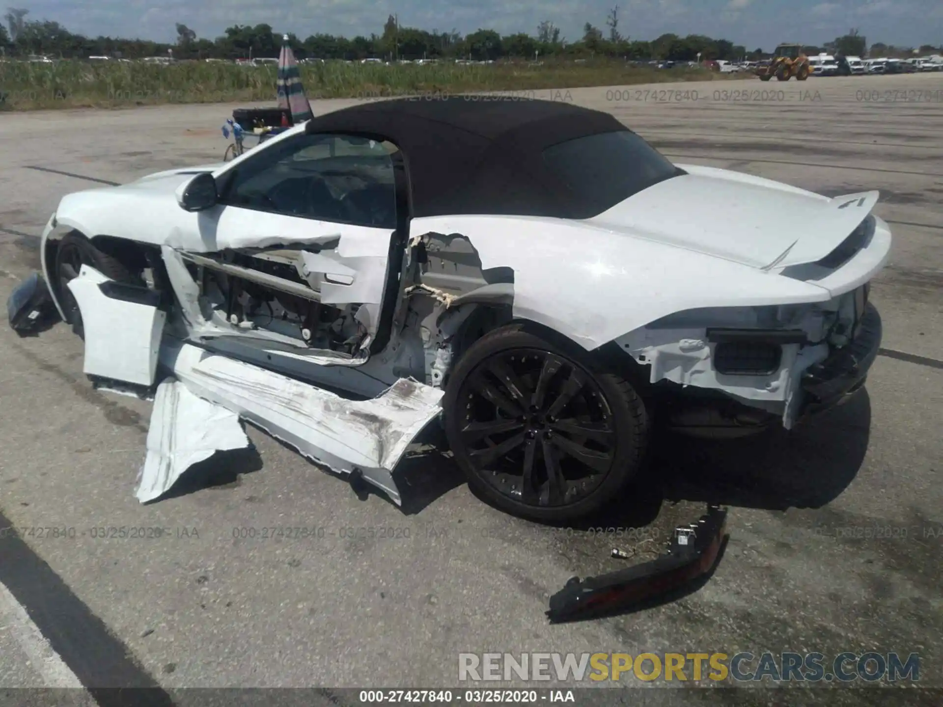 3 Photograph of a damaged car SAJDD5GX9LCK66739 JAGUAR F-TYPE 2020