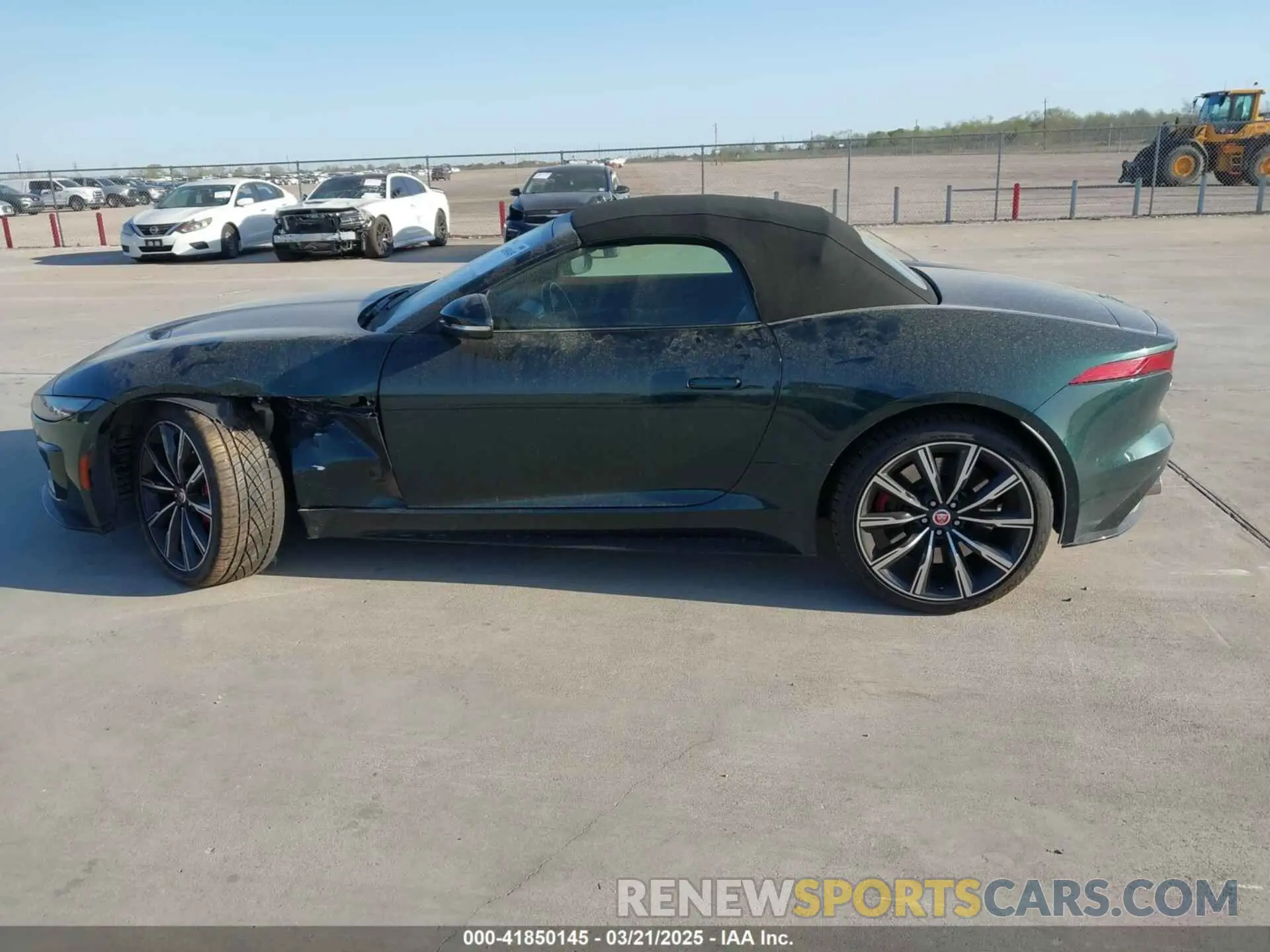 14 Photograph of a damaged car SAJD55FEXMCK72726 JAGUAR F-TYPE 2021