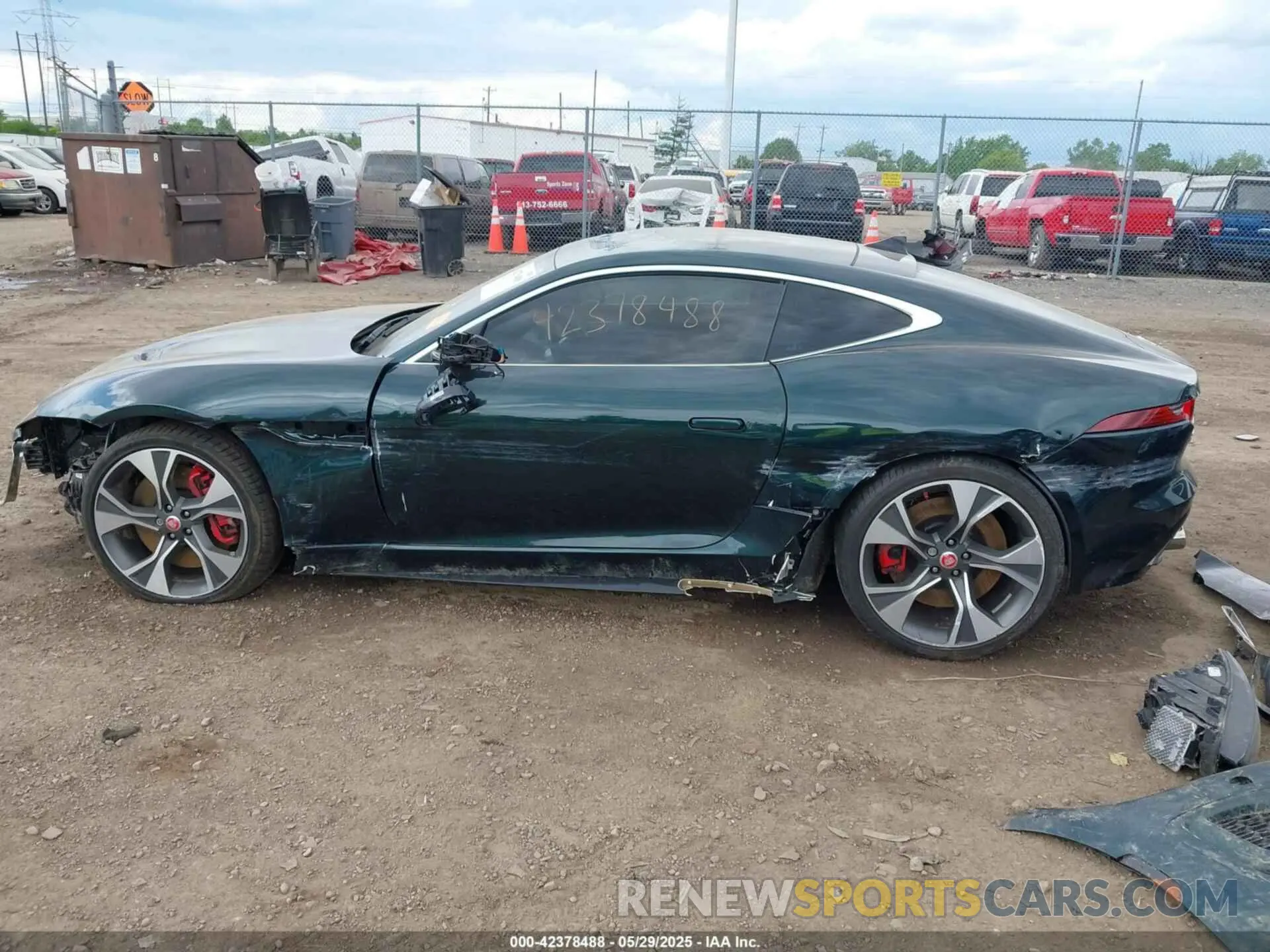 15 Photograph of a damaged car SAJD81EE3PCK82603 JAGUAR F-TYPE 2023
