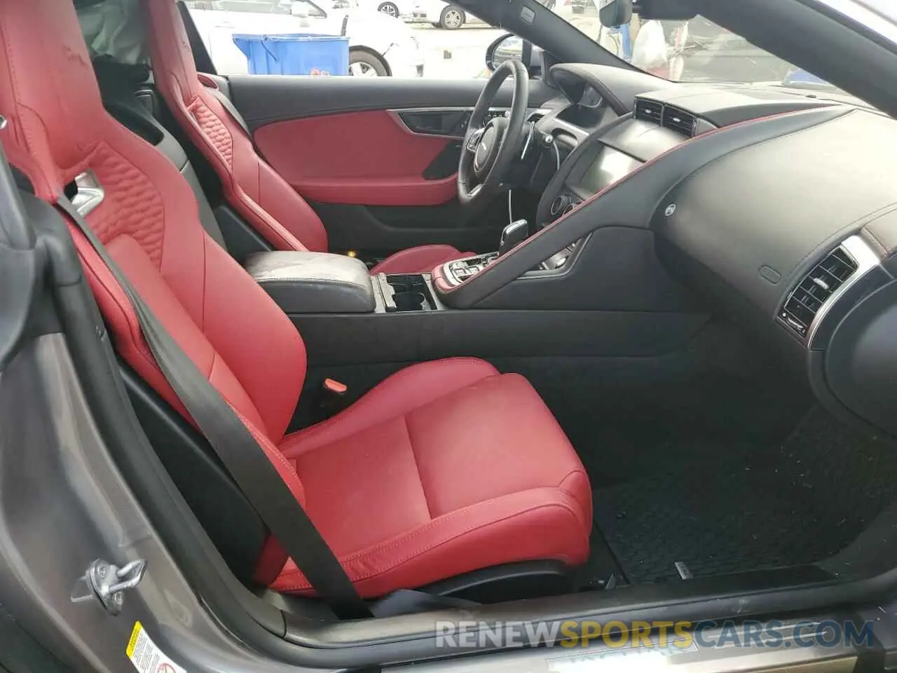 11 Photograph of a damaged car SAJDD1EE6PCK82963 JAGUAR F-TYPE 2023