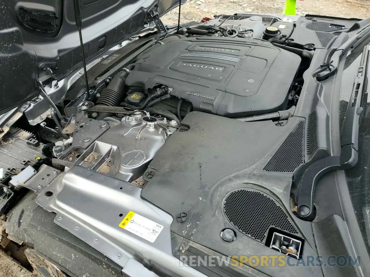 12 Photograph of a damaged car SAJDD1EE6PCK82963 JAGUAR F-TYPE 2023