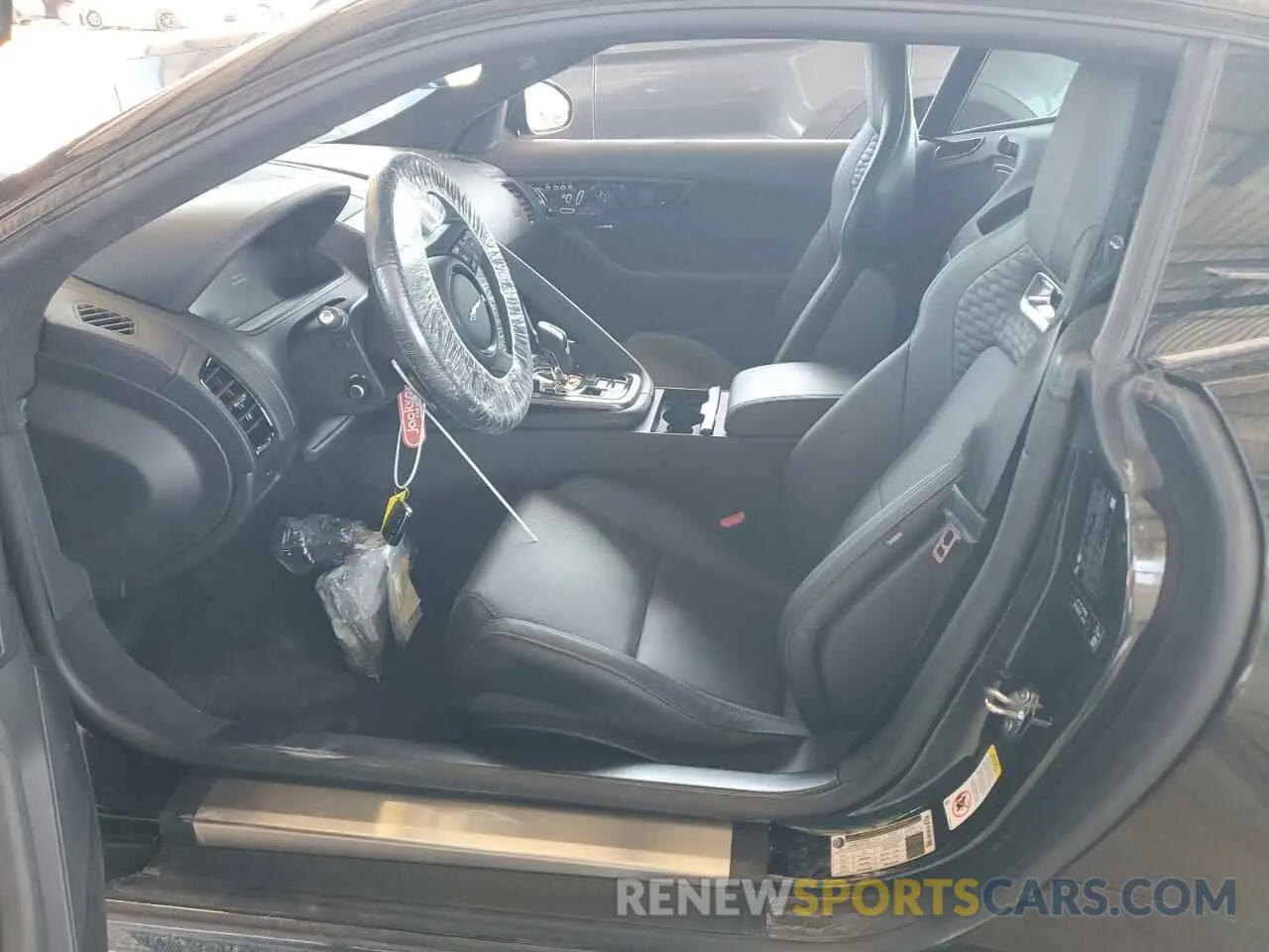 7 Photograph of a damaged car SAJDV1EE0RCK85308 JAGUAR F-TYPE 75 2024