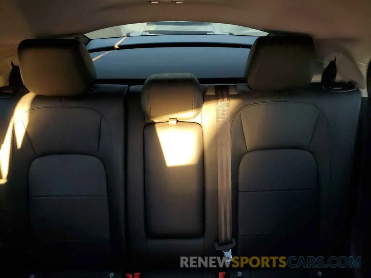 10 Photograph of a damaged car SADHB2S10K1F73211 JAGUAR I-PACE 2019