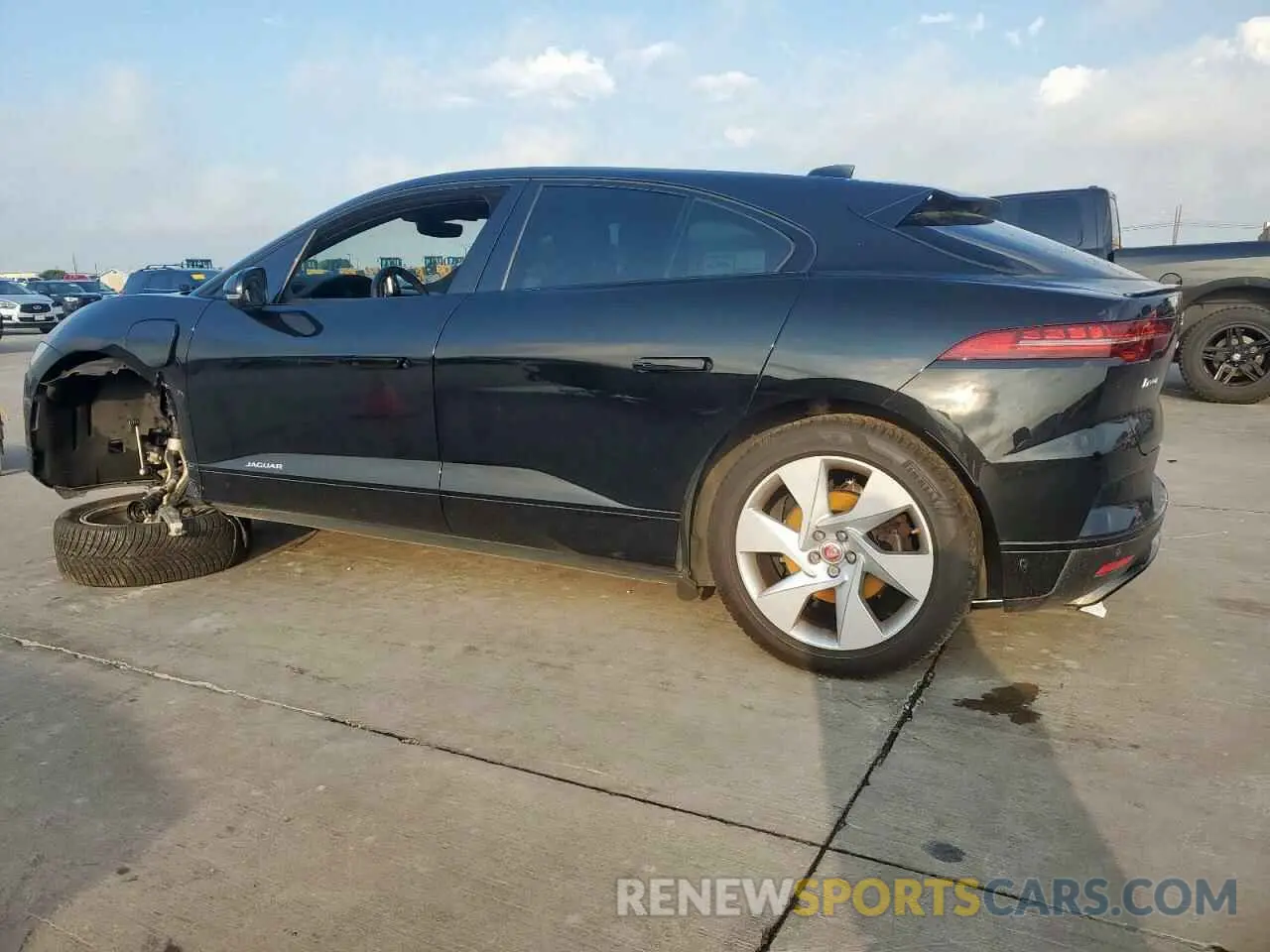 2 Photograph of a damaged car SADHC2S18K1F75303 JAGUAR I-PACE 2019