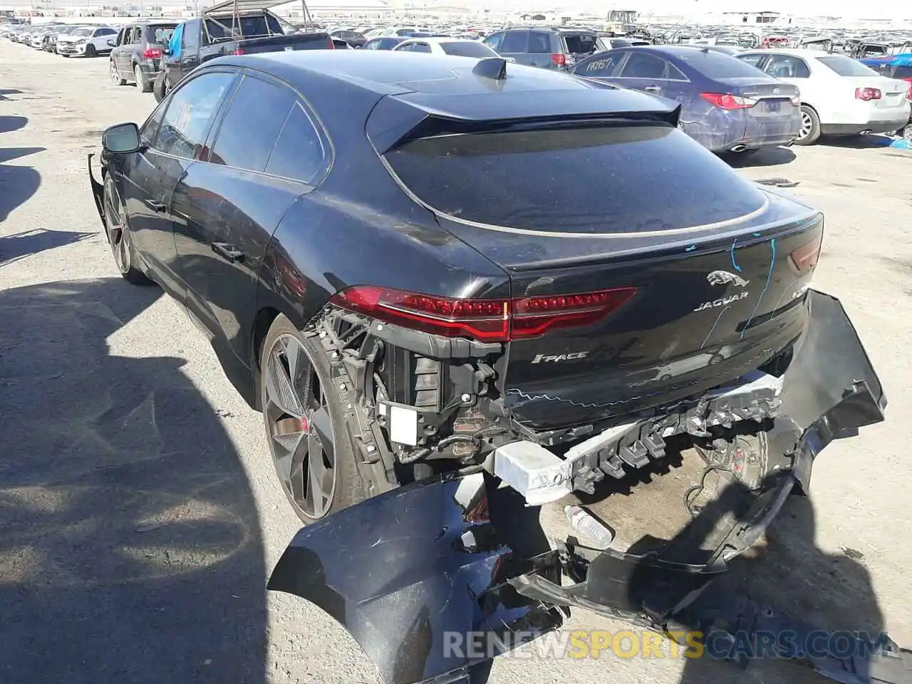 3 Photograph of a damaged car SADHD2S10K1F62381 JAGUAR I-PACE 2019