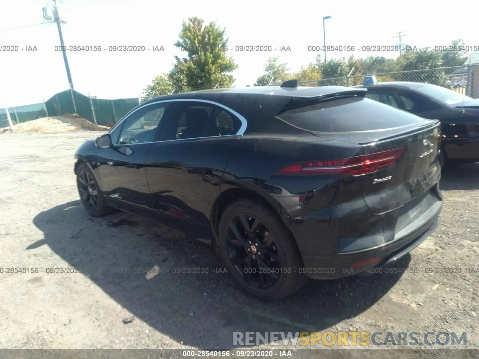 3 Photograph of a damaged car SADHD2S12K1F76220 JAGUAR I-PACE 2019